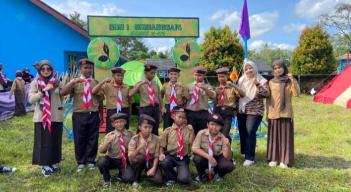 Persami Pramuka Diponegoro Satukan 10 SD di Galih Lunik