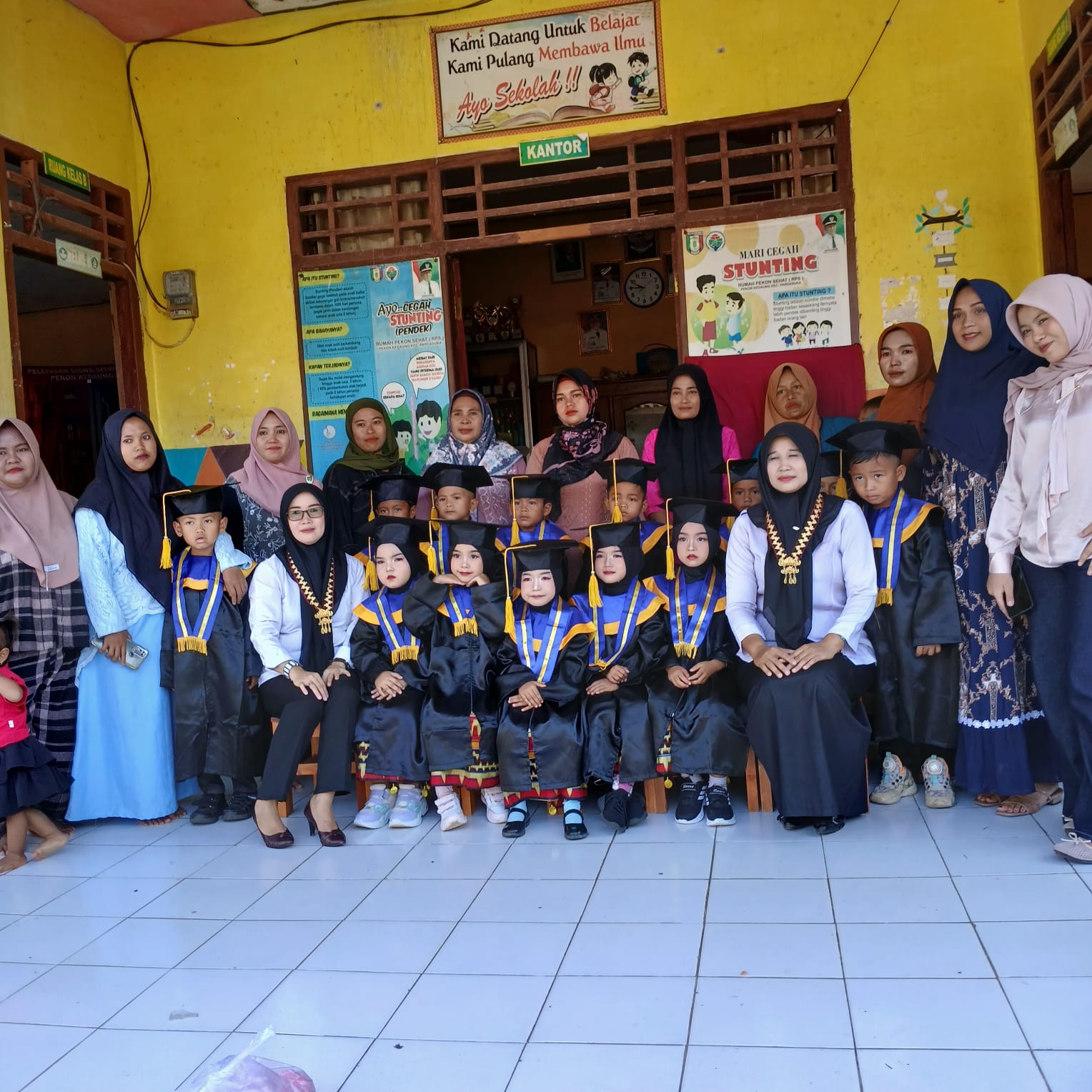 Wisuda PAUD Harapan Masa Kedaung Penuh Haru Bahagia