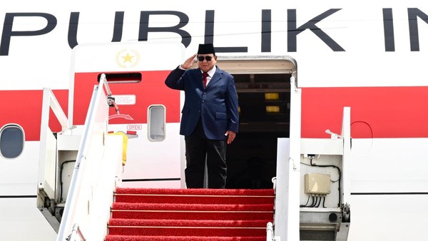 Prabowo Tinggalkan Paris Usai Kunjungan Kenegaraan
