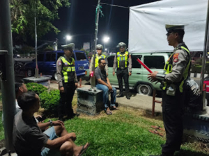Patroli Blue Light Imbau Komunitas Mobil Tertib Berlalu Lintas