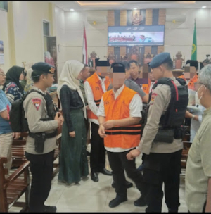 Gegana Lampung Amankan Sidang Kasus KPK di PN Tanjung Karang