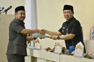 Raperda APBD Lampung 2025 Masuki Pandangan Umum Fraksi DPRD