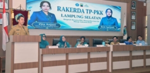 TP PKK Lampung Selatan Didorong Jadi Garda Terdepan Gema HELAU