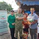 Bakti Sosial Persit KCK Bantu Ringankan Beban Warga Sinar Laut