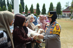 Bantuan Beras Polres Lampung Utara: 1.000 Paket untuk Warga!