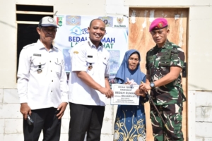 Bantuan Bedah Rumah Yonif 9 Marinir Layani Warga Pesawaran