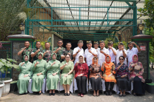 HUT Ke-79, Korem 043/Gatam Silaturahmi dengan Sesepuh