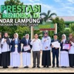 Prestasi MTsN 2 Bandar Lampung Warnai Upacara Senin